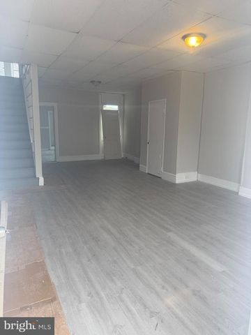 518 CHAIN ST, Norristown, PA 19401