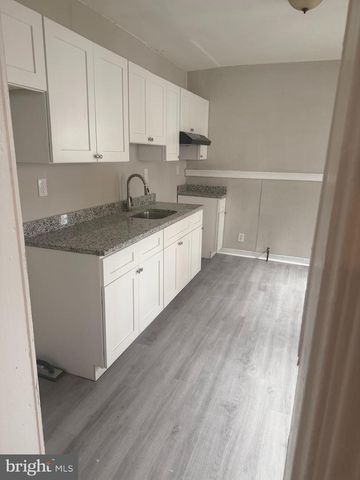 518 CHAIN ST, Norristown, PA 19401