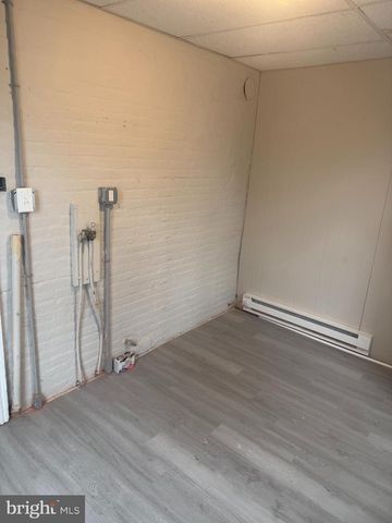 518 CHAIN ST, Norristown, PA 19401