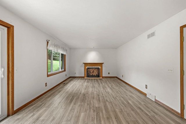 3702 Spring Hill Court, Middleton, WI 53562