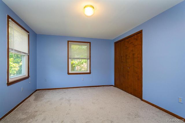 22133 Meridian Road, Grosse Ile, MI 48138