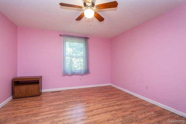 22133 Meridian Road, Grosse Ile, MI 48138