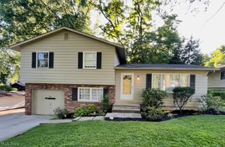 352 Owosso Avenue, Fairlawn, OH 44333