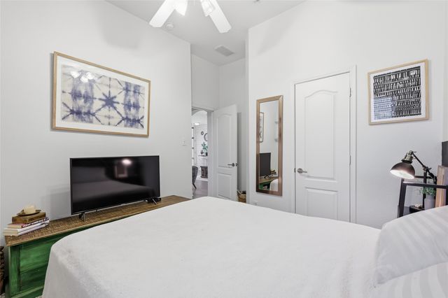 359 Kirby Drive, Argyle, TX 76226