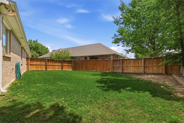 359 Kirby Drive, Argyle, TX 76226
