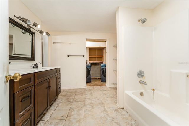 4924 WASHINGTON STREET, Lake Wales, FL 33859