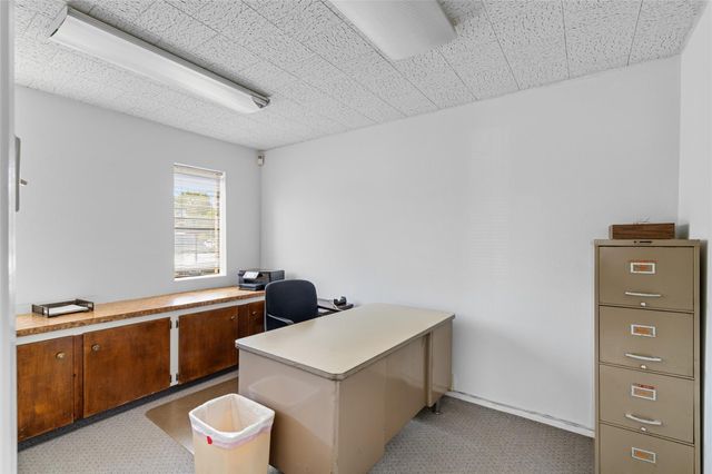 6910 Winton Street, Houston, TX 77021