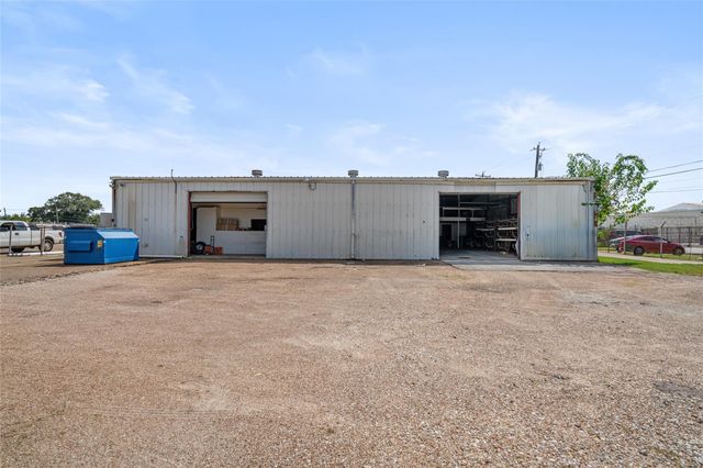 6910 Winton Street, Houston, TX 77021