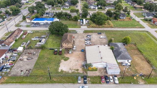 6910 Winton Street, Houston, TX 77021