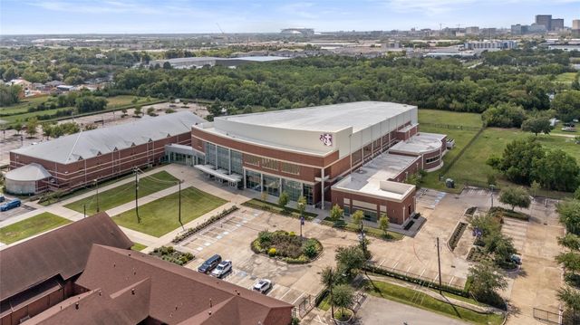 6910 Winton Street, Houston, TX 77021