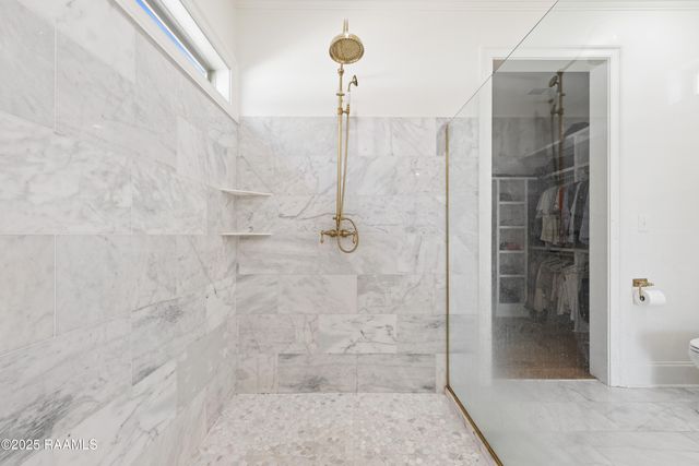 1044 The Lake Drive, Broussard, LA 70518