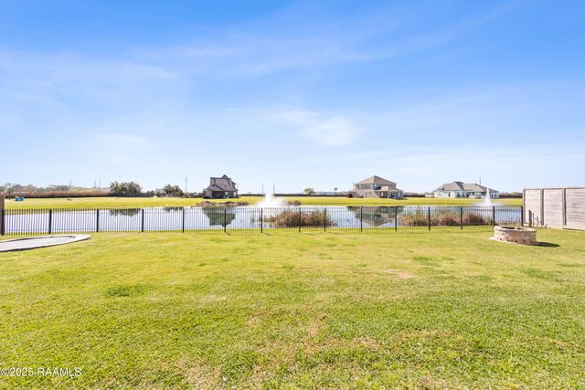 1044 The Lake Drive, Broussard, LA 70518