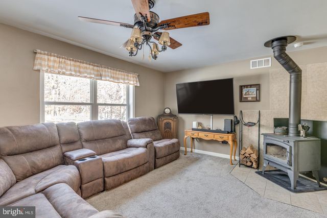 534 10TH STREET, Newtonville, NJ 08346