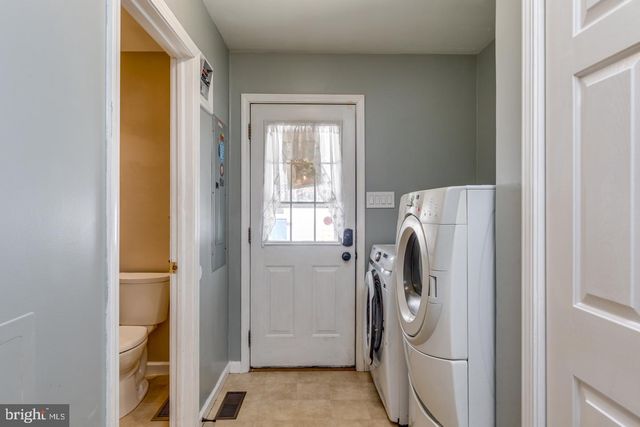 534 10TH STREET, Newtonville, NJ 08346