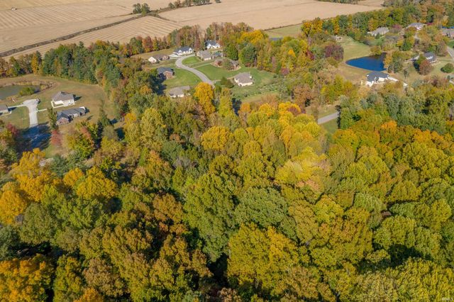 2701 Woodstone Lane, Evansville, IN 47712