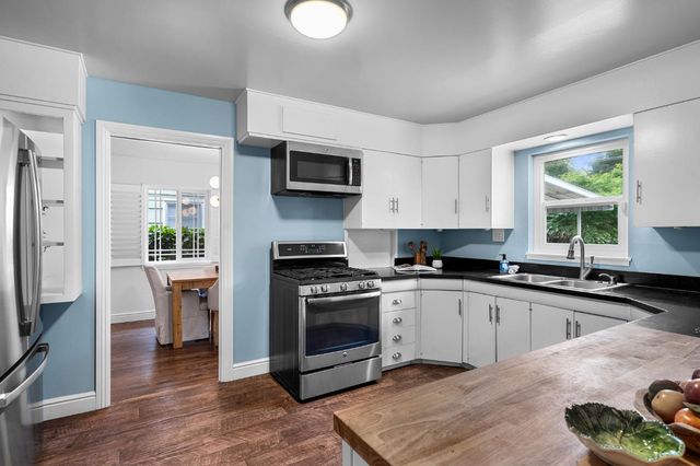 924 9th Ave, Sacramento, CA 95818