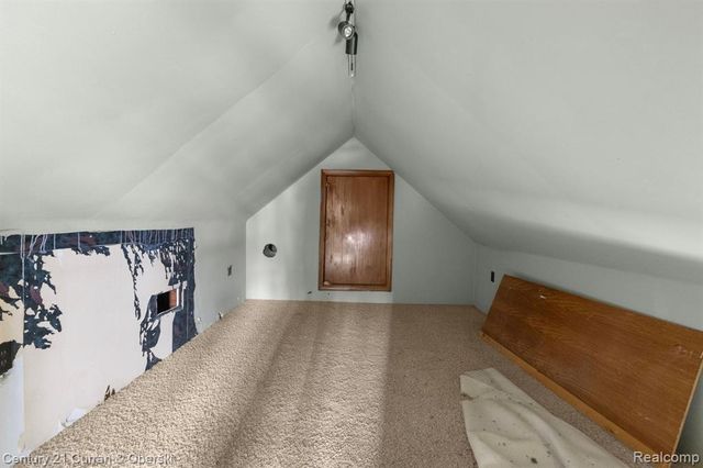 13011 Telegraph Road, Flat Rock, MI 48134