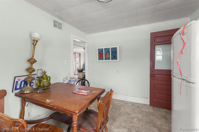 13011 Telegraph Road, Flat Rock, MI 48134