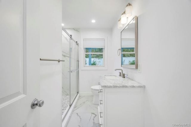 12 George Street, Hampton Bays, NY 11946