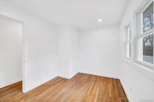 12 George Street, Hampton Bays, NY 11946