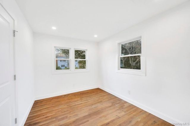 12 George Street, Hampton Bays, NY 11946