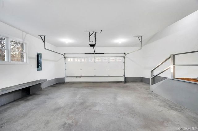 12 George Street, Hampton Bays, NY 11946