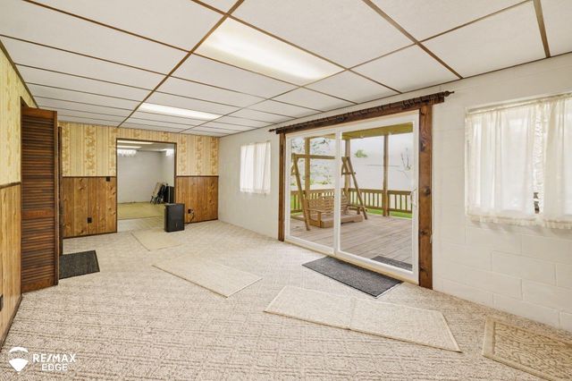 10247 E Coldwater Road, Davison, MI 48423