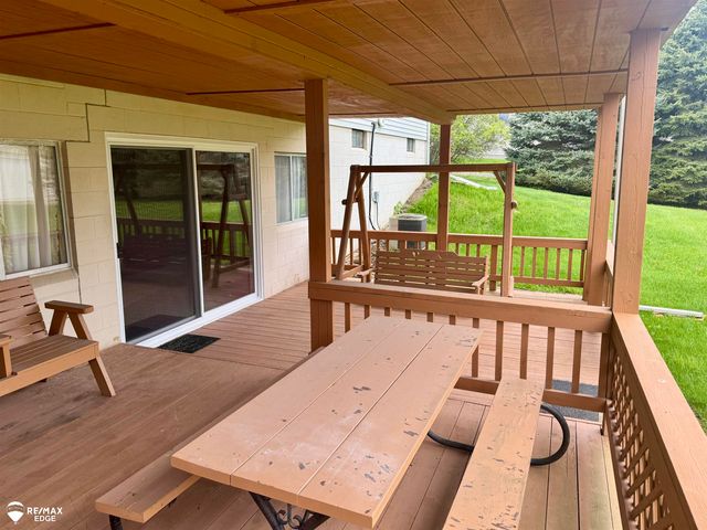 10247 E Coldwater Road, Davison, MI 48423