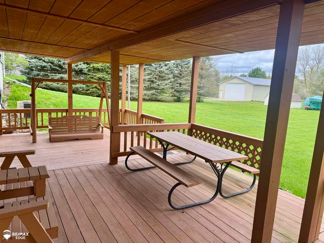 10247 E Coldwater Road, Davison, MI 48423