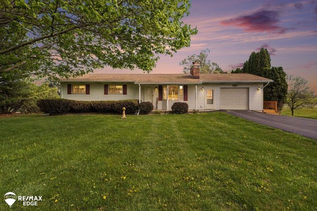 10247 E Coldwater Road, Davison, MI 48423
