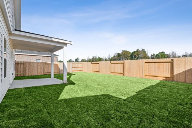 9742 Enclave Ridge Road, Willis, TX 77318