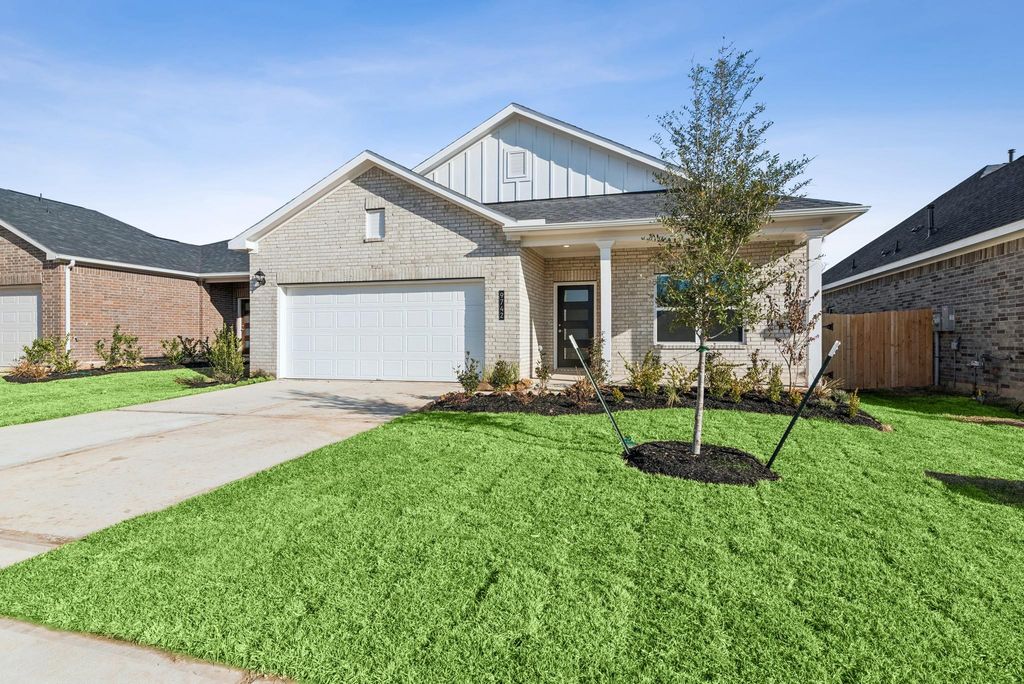 9742 Enclave Ridge Road, Willis, TX 77318