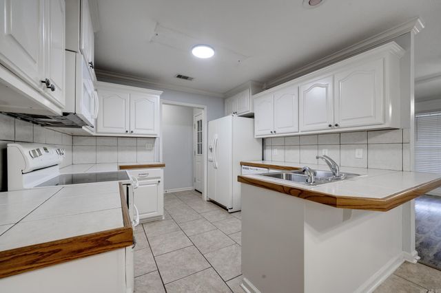 25 Thomas Circle, Greenbrier, AR 72058