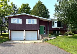 901 Colleen Circle Dr, Quinnesec, MI 49876