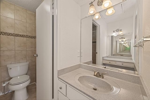 3100 Jeanetta Street 302, Houston, TX 77063