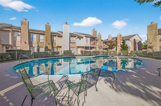 3100 Jeanetta Street 302, Houston, TX 77063