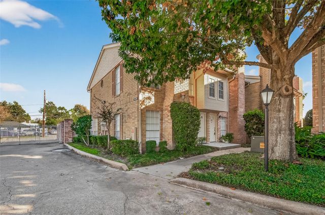 3100 Jeanetta Street 302, Houston, TX 77063