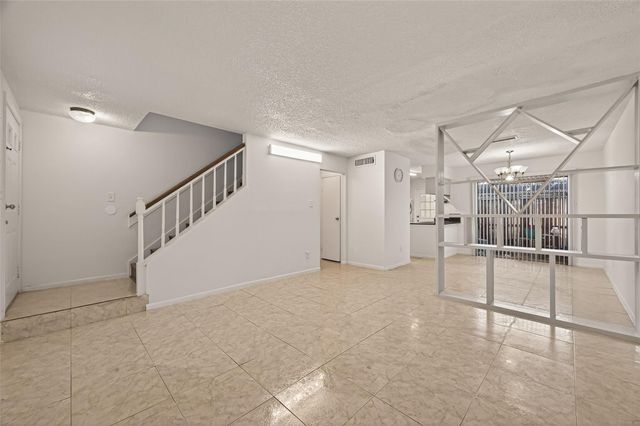 3100 Jeanetta Street 302, Houston, TX 77063