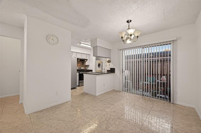 3100 Jeanetta Street 302, Houston, TX 77063