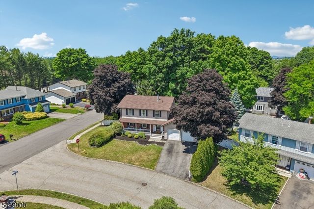 4 Holyoke Rd, Wayne Twp., NJ 07470