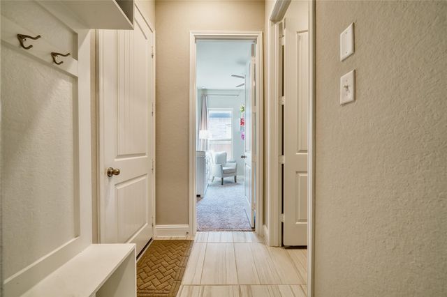 2232 Clements Shore Lane, La Porte, TX 77571