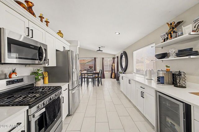 9961 W MACKENZIE Drive, Phoenix, AZ 85037