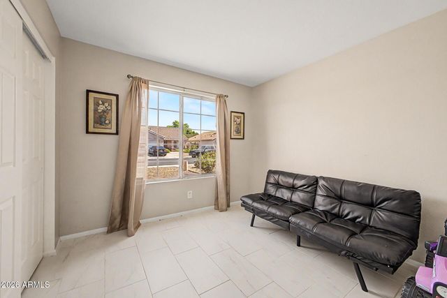 9961 W MACKENZIE Drive, Phoenix, AZ 85037