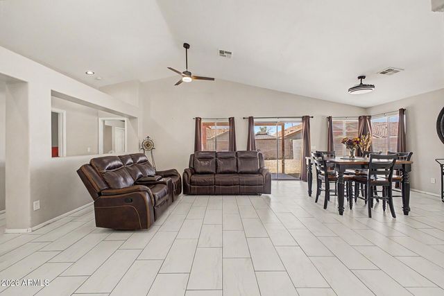 9961 W MACKENZIE Drive, Phoenix, AZ 85037