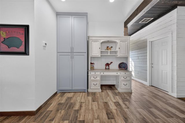 2672 Harrison Road, Sealy, TX 77474
