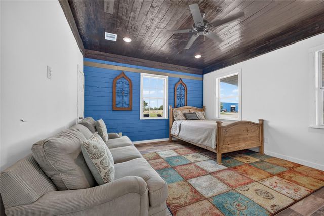 2672 Harrison Road, Sealy, TX 77474