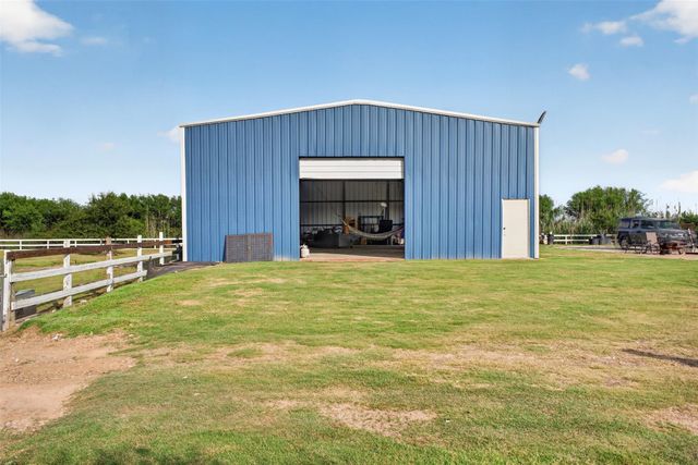 2672 Harrison Road, Sealy, TX 77474