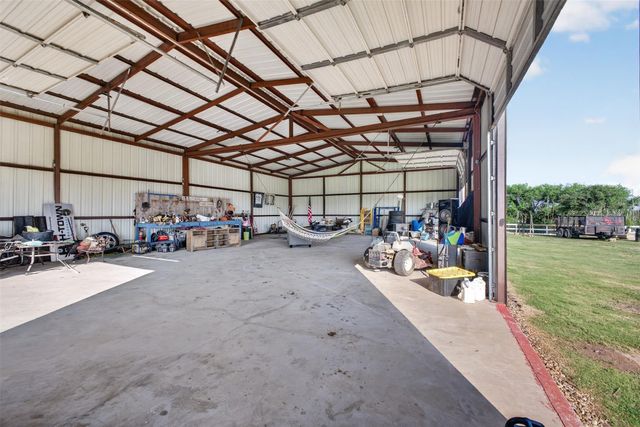 2672 Harrison Road, Sealy, TX 77474