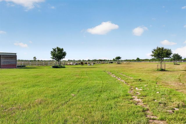 2672 Harrison Road, Sealy, TX 77474