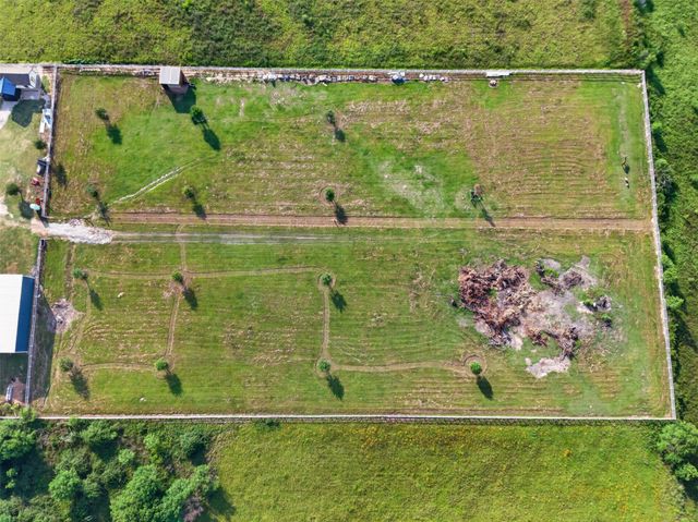 2672 Harrison Road, Sealy, TX 77474